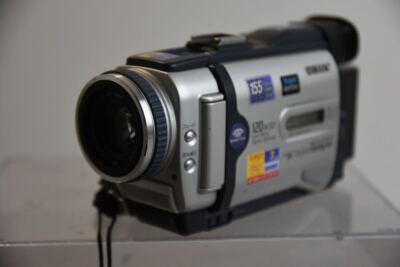 Sony Handycam DCR-TRV30 Camcorder Record Transfer Mini DV Tapes