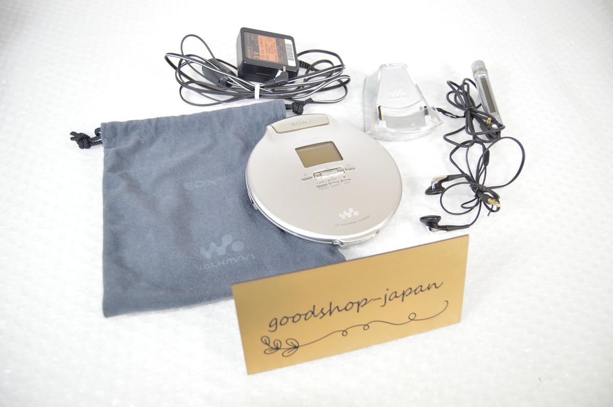 SONY D-NE920 CD Walkman Portable CD Player Tested Excellent W