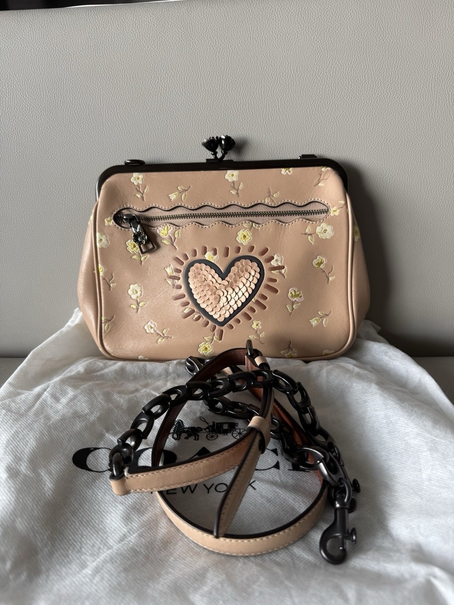 Coach 1941 X Keith Kiss Lock crossbody Bag Glovetanned Leather | eBay