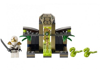 LEGO 9440 - Ninjago - Venomari Shrine - 2012 NO BOX | eBay