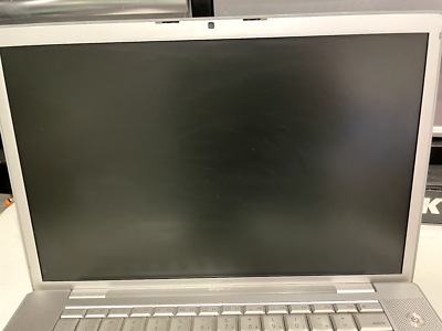 Apple MacBook Pro A1211 15.4