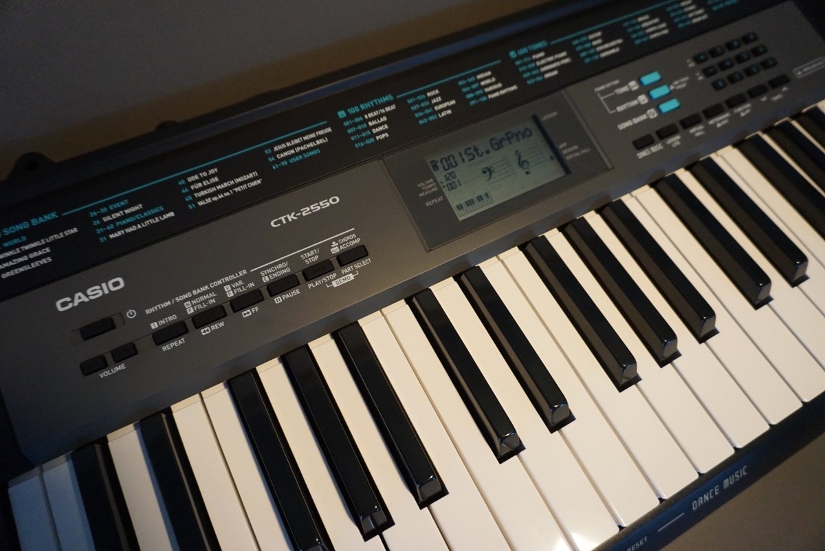 Casio CTK-2550 61 Key Portable Keyboard with App Integration/Dance