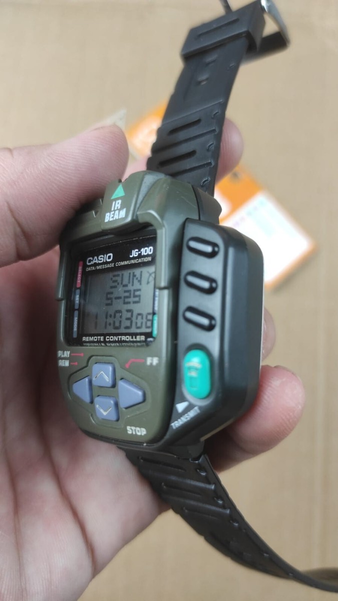 CASIO JG-100 Cyber Cross Remote Japanese Digital Game Watch Rare