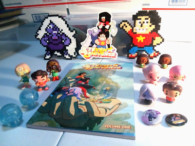 Steven Universe Funko mystery minis, pint size heroes toys, comics