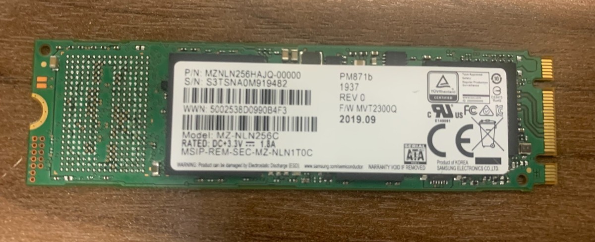 SAMSUNG 256Gb SSD PM871b SATA III M.2 MZNLN256HAJQ-00000 MZ