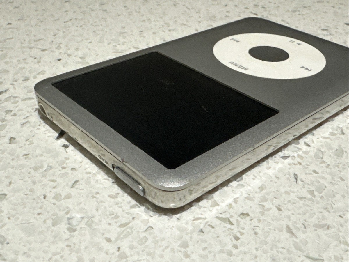 Apple iPod classic 7th Generation 80GB A1238, Pl Check Description