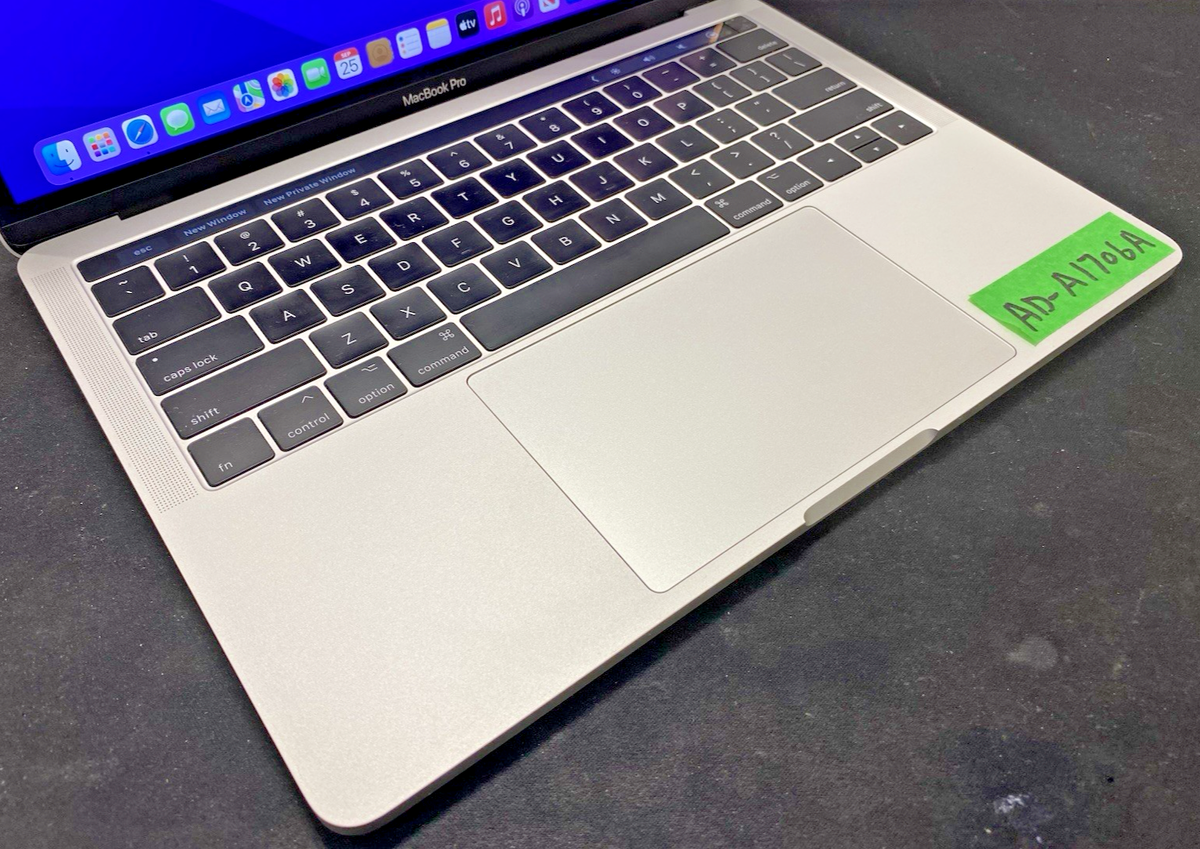 A1706 Apple MacBook Pro 13