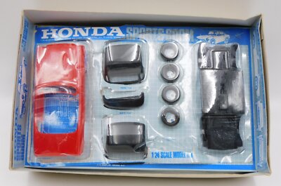 Doyusha Honda S 800M Plastic Motorized Model Kit Scale 1:24 Ref