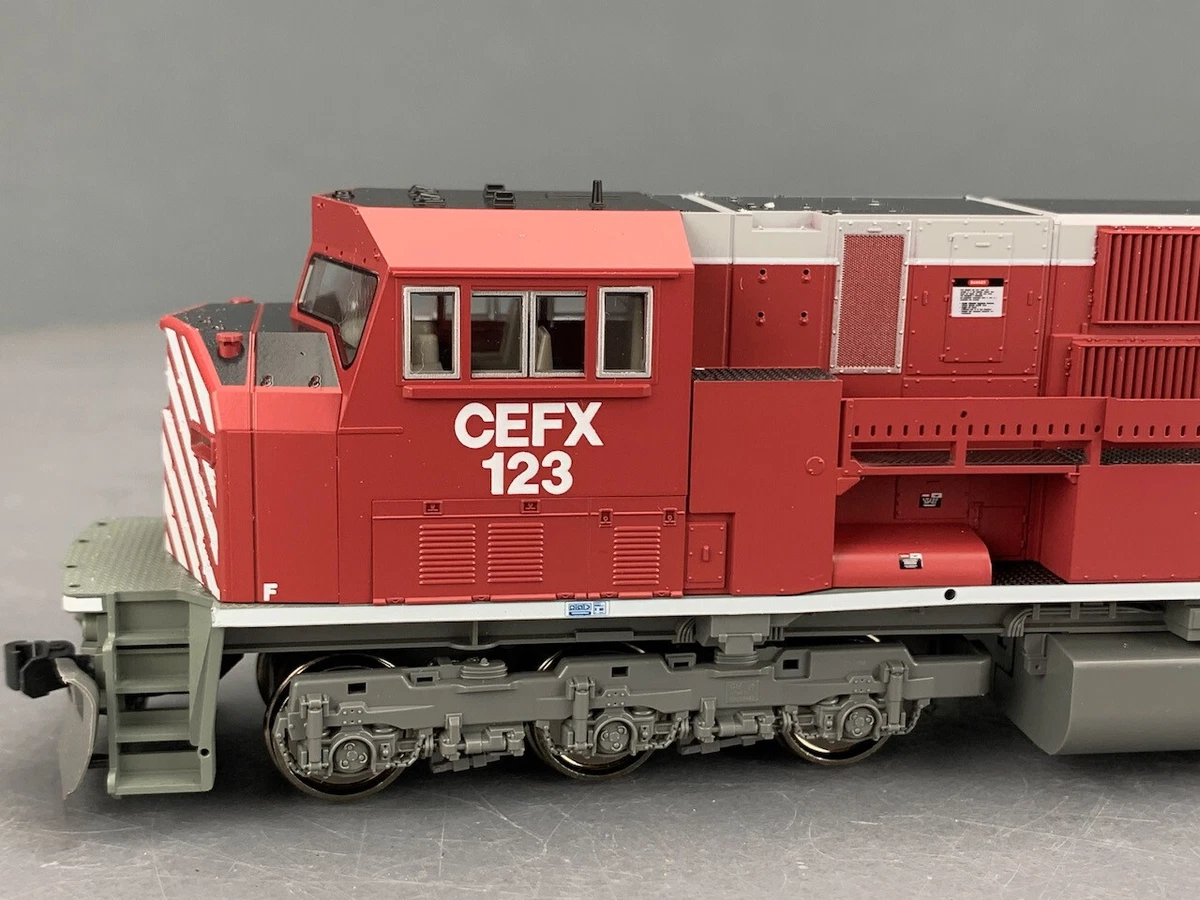 KATO HO 37-6361 Sd90/43mac Locomotive CEFX Leasing 123 Tv3 for