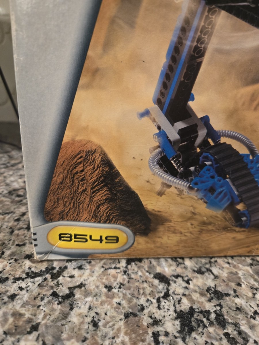 LEGO BIONICLE: Tarakava Set 8549 - Tape Curled Off Sealed Bags