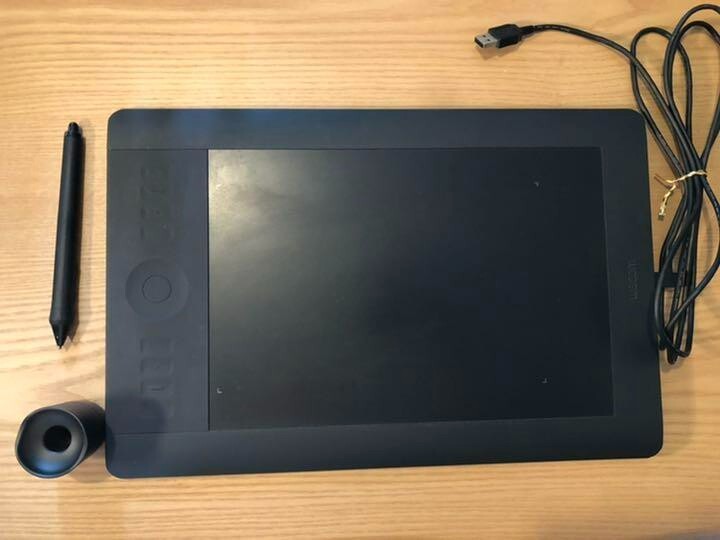 Wacom Intuos 5 touch Medium Tablet | PTH650 | with Pen | USB