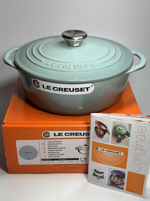 Le Creuset Sea Salt Green Bis Round Cast Iron Cocotte 2.75 Quart