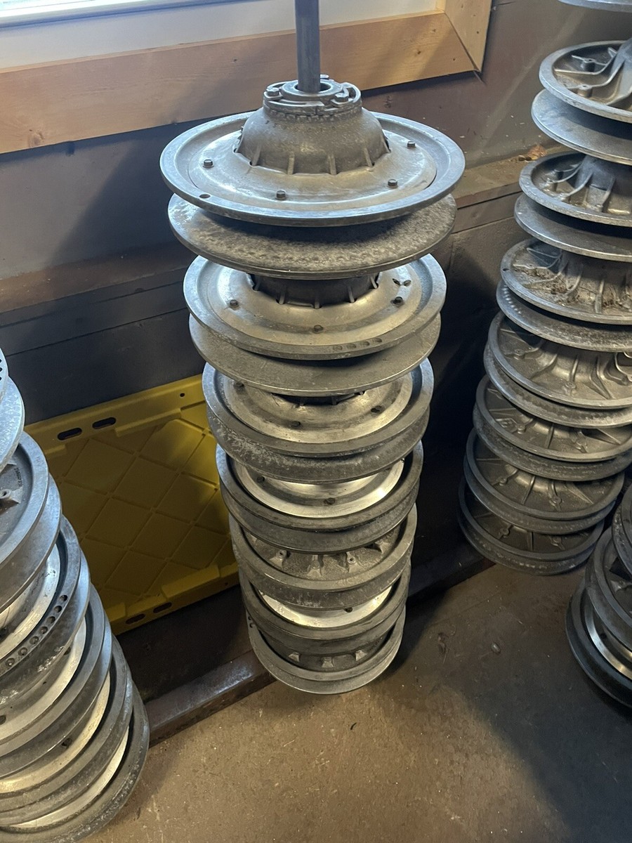 Ski-doo MXZ 800 Secondary Driven clutch REV CUDNEY 63-52-41 HELIX