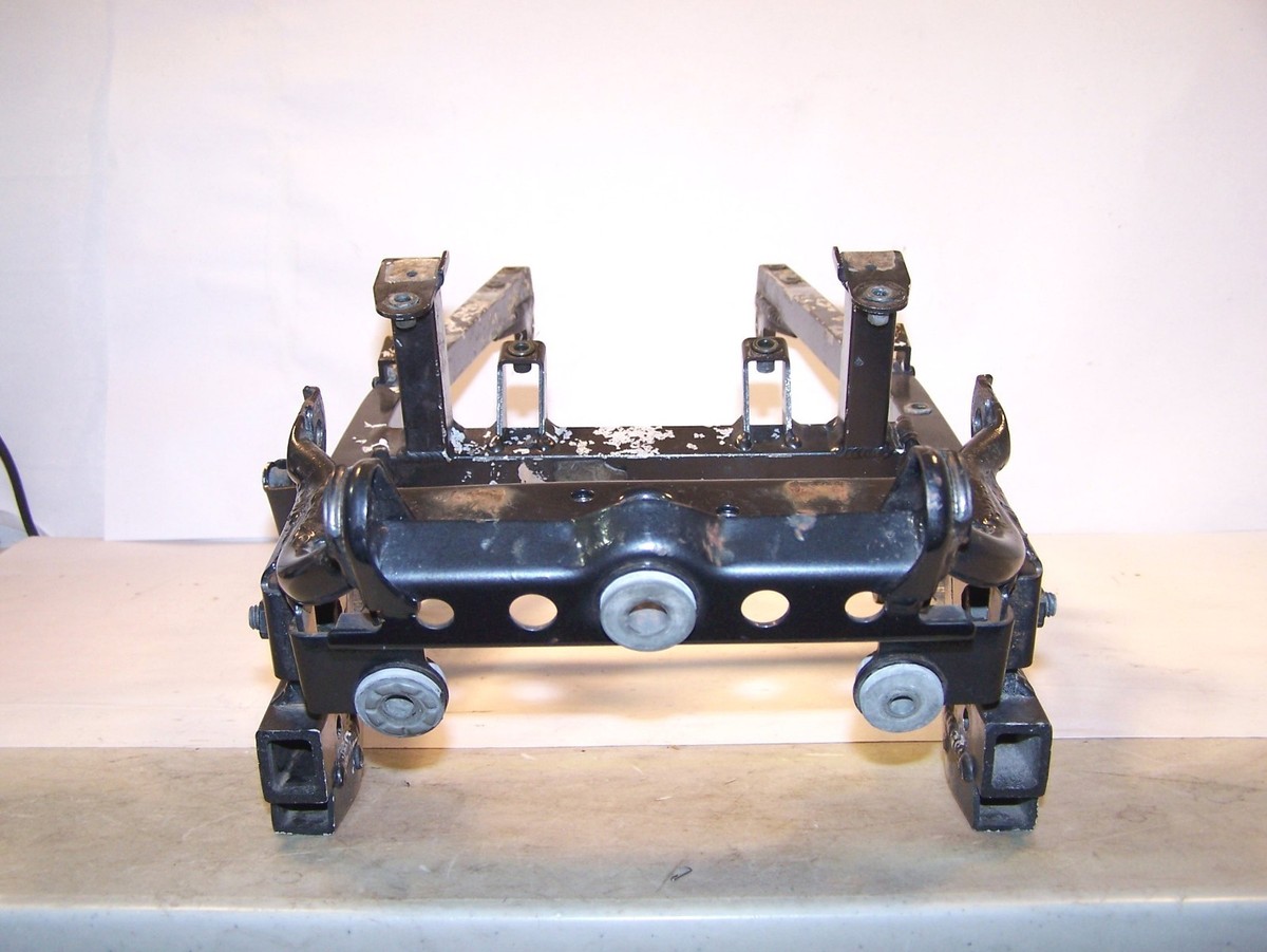 KAWASAKI ZX7 REAR SUB FRAME SUBFRAME 32160-1424-EZ ZX 7 R ZX-7R