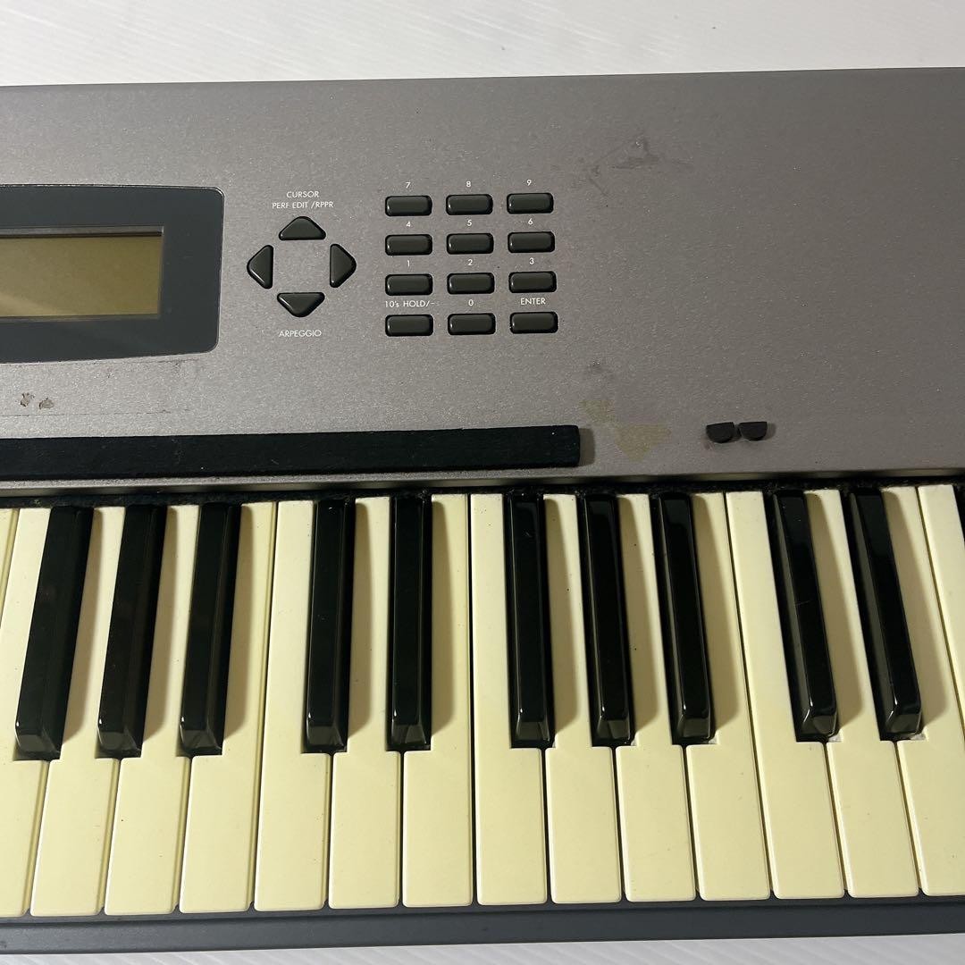 KORG N264 Keyboard Synthesizer 76-key PCM Synthesis Main Unit Used