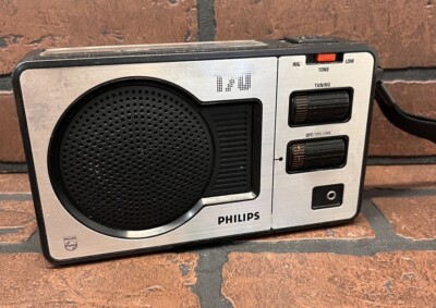 Vintage Philips 170 AM FM Portable Transistor Radio Stainless