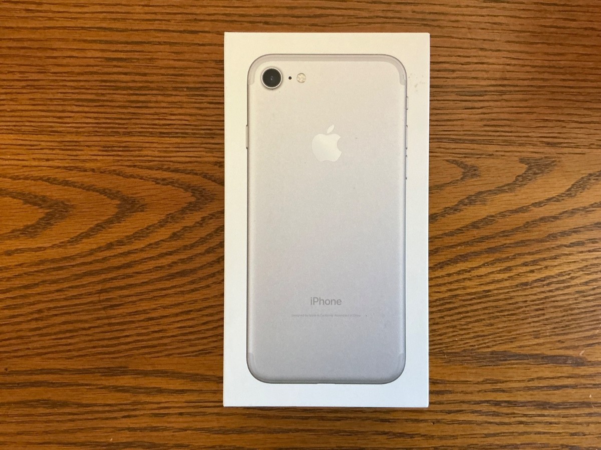 Apple iPhone7 128GB シルバー Iphone 7 128GB シルバー（SIMフリー