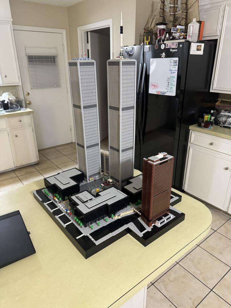 MOC-156123 World Trade Center Model 1:650 Building Blocks Set