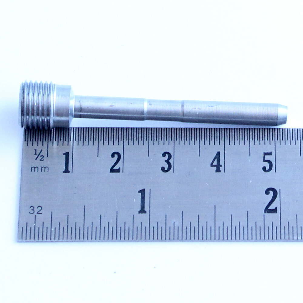 GSX-R750 (06-09) TITANIUM front brake caliper pad pin. GSX-R600