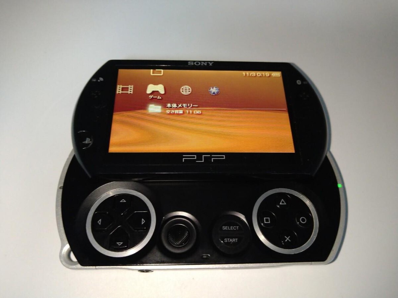PSP Go Piano Black PSP N1000 PB Console Japan Ver Good Tested