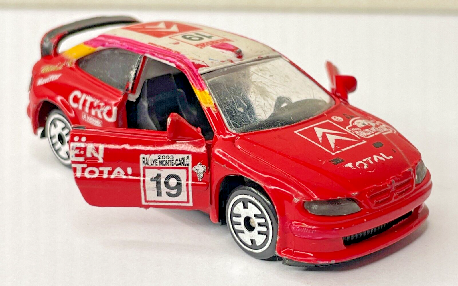 Guisval Citroën Xsara WRC Rally Car #19 Made in Spain Opening