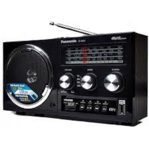 VINTAGE PANASONIC 8 TRANSISTOR AM RADIO MODEL R-1326, In Working