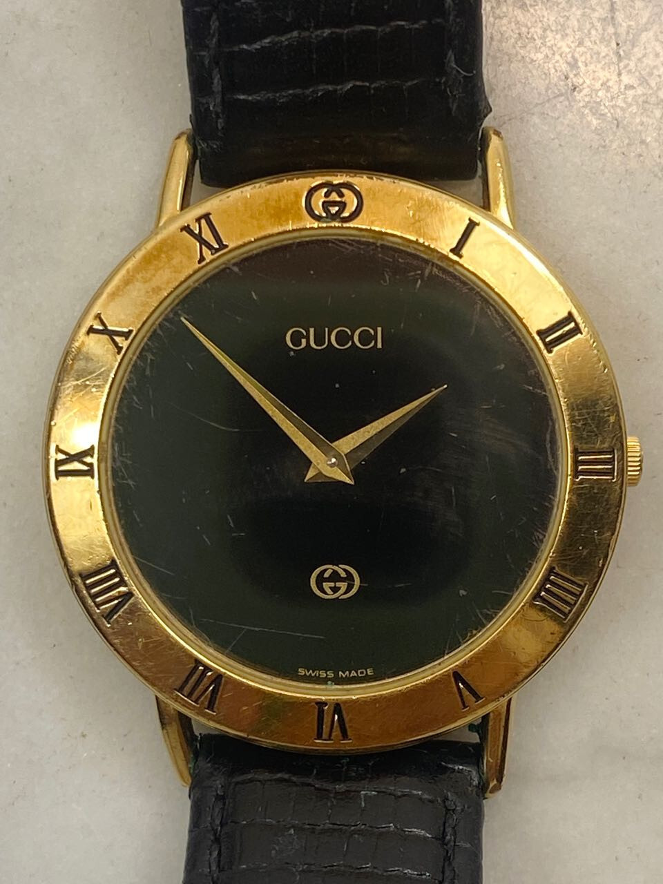 Genuine Vintage GUCCI Men's Watch. 6 Jewels Gold Plated Case 3000M