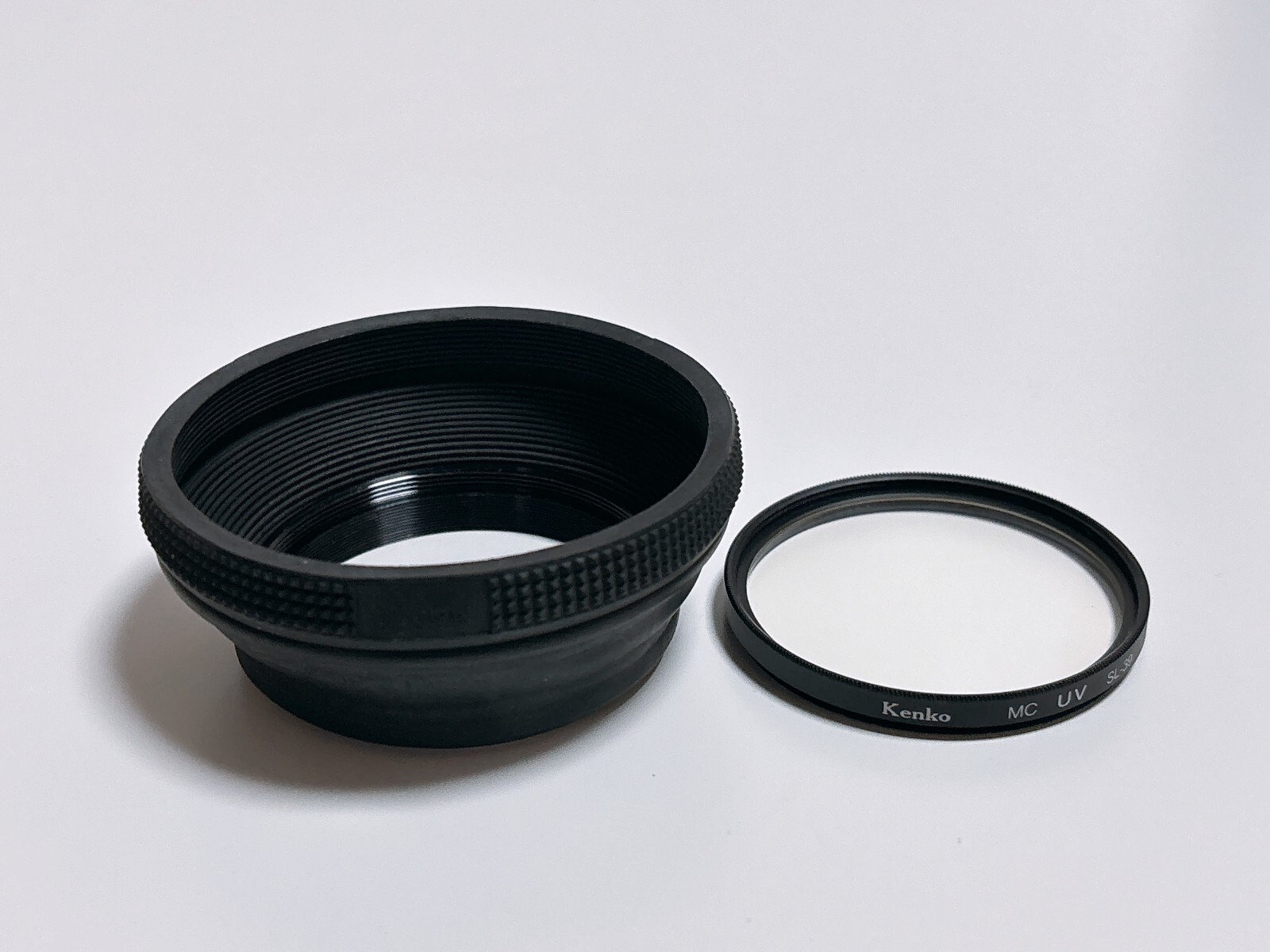 Kenko MC UV SL-39 52mm Lens Filter & Rubber Lens Hood from Japan