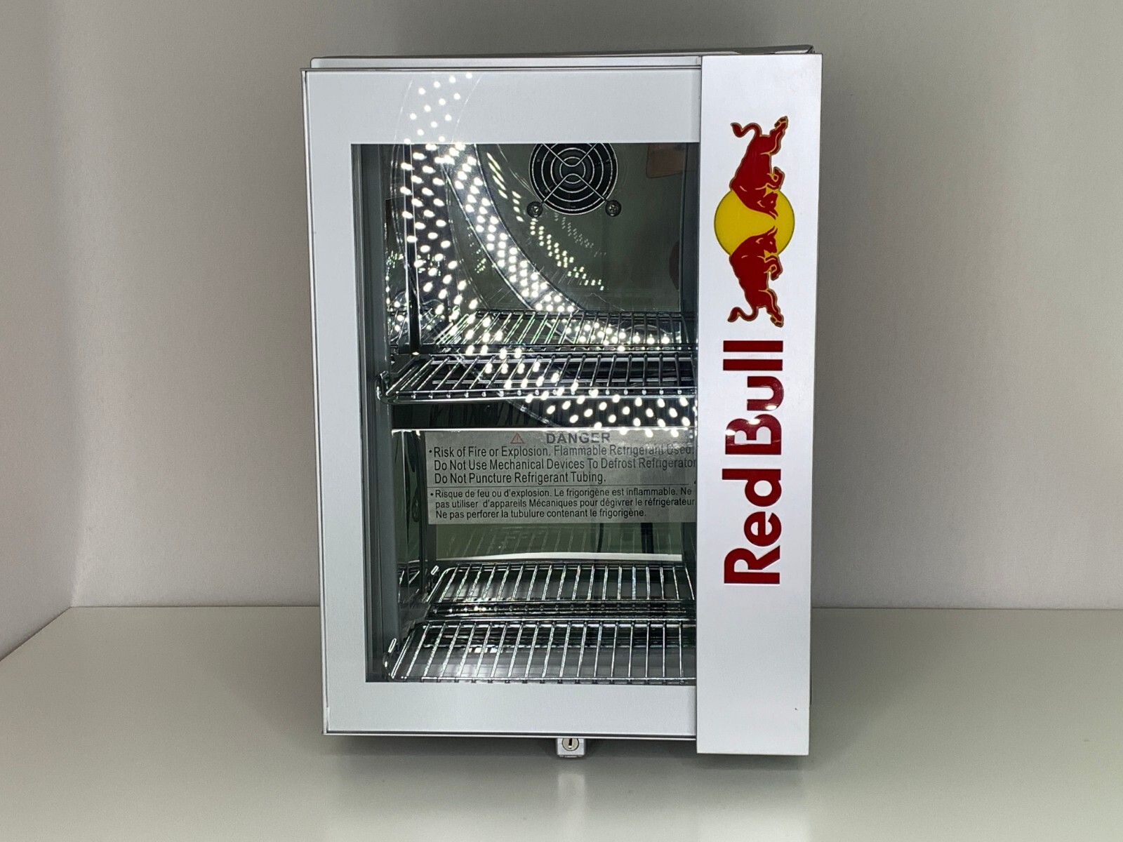 Red Bull 小型冷蔵庫 ガラス扉 2段 レッブル Red Bull 小型冷蔵庫