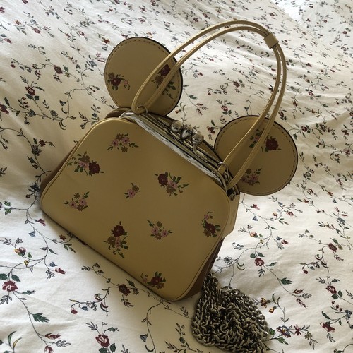 Coach X Disney Minnie Mouse Kisslock Ear Bag Limited Edition