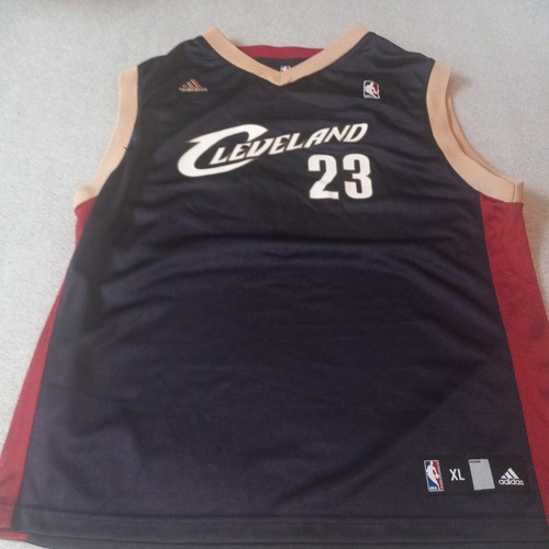 NBA Authentic Cleveland #23 James Jersey Men's XL 18 - 20 RN#67891