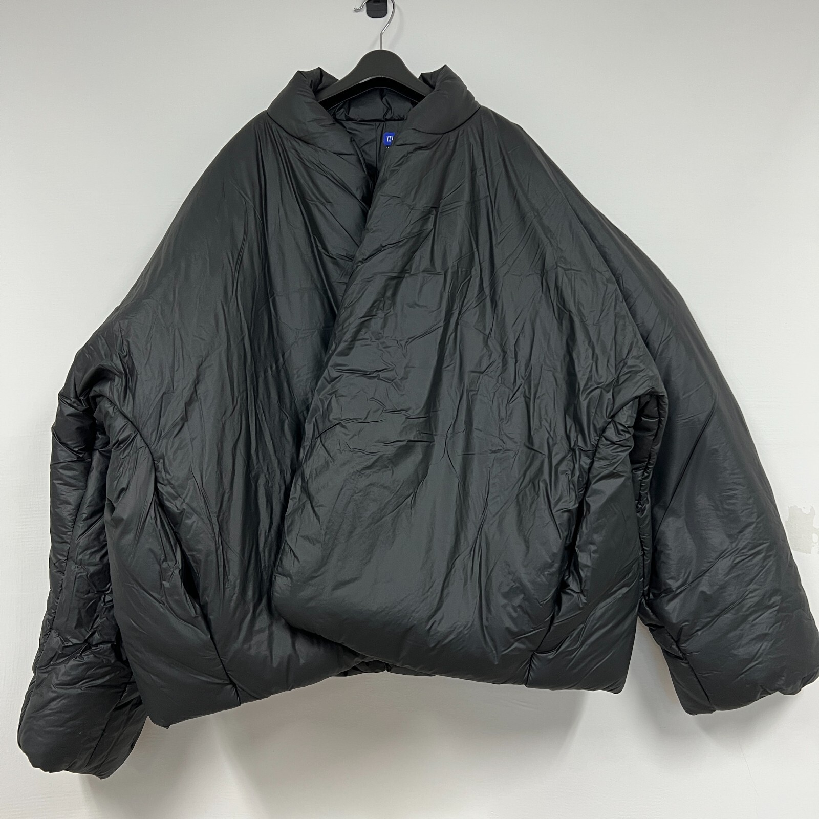 Yeezy Gap Engineered By Balenciaga Round Jacket 2 Black 469523-01