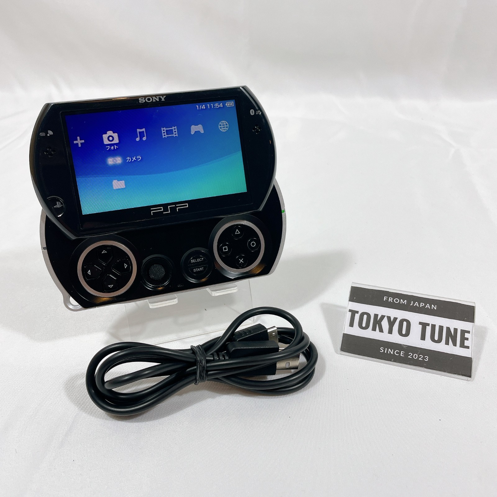 Sony PSP GO │ PSP-N1000 │ Black / White │ Console Only │ Japan