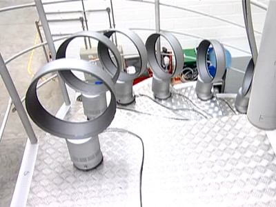 ダイソンの「エアマルチプライヤー」でピタゴラスイッチ的かつ涼しげな