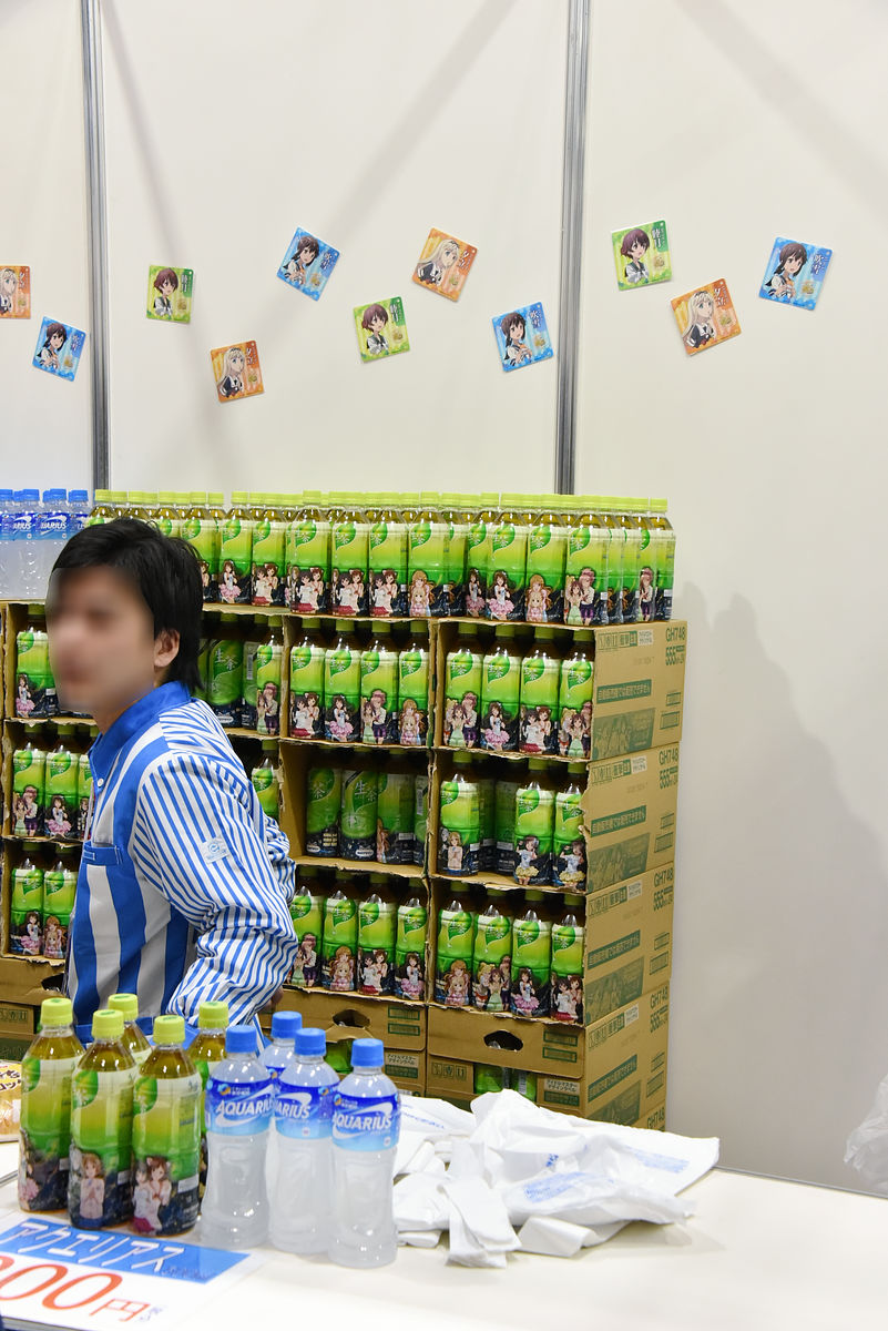 艦これトラックが出撃していたローソンAnimeJapan 2015店 - GIGAZINE
