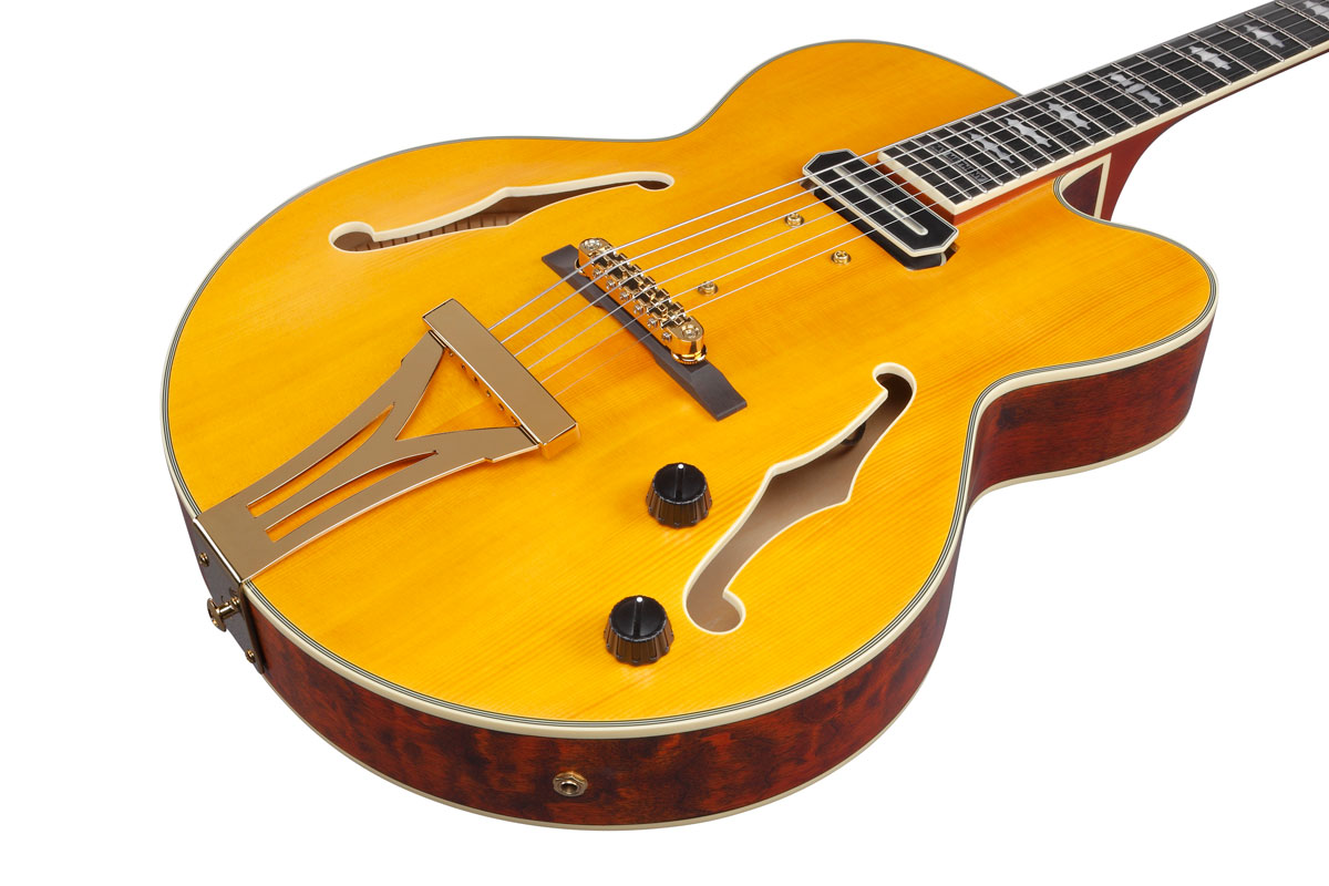 Ibanezから、Pat Metheny 新シグネチャー・モデル遂に登場