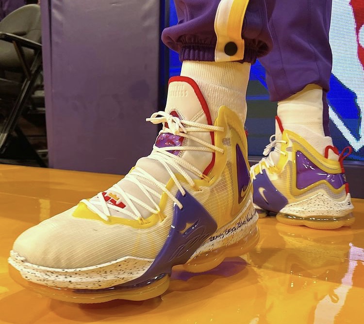 ナイキ レブロン19 “レイカーズ” 登場！ | 8469スニーカーズ8469