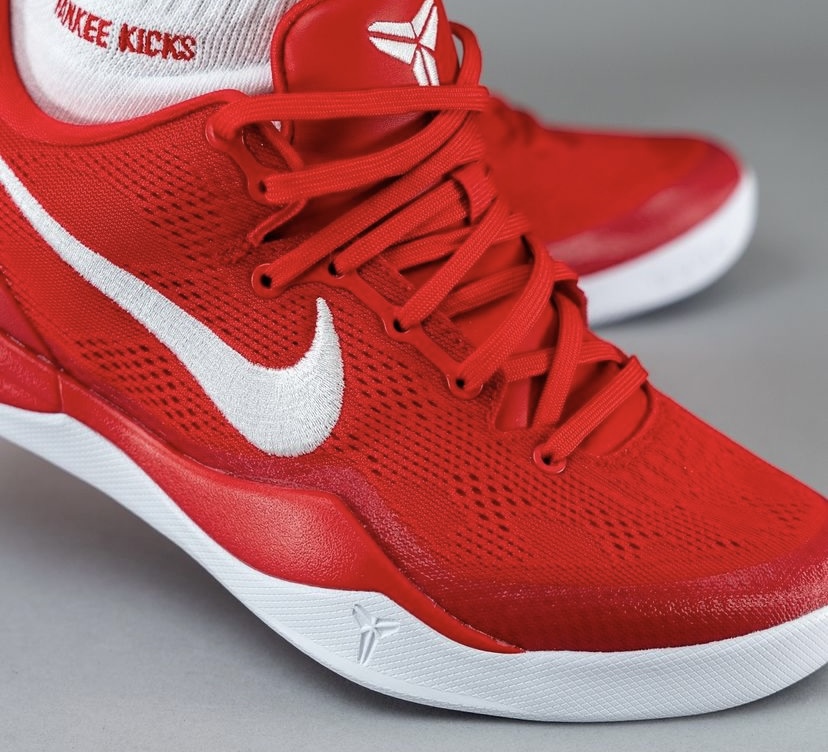 ナイキ コービー8 プロトロ “ユニバーシティレッド” 着用画像公開