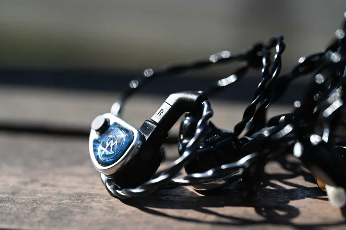 ハイエンドイヤホン 64Audio Nio レビュー】重厚感のある低域と奥行き