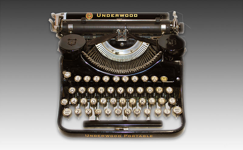 アンダーウッド（UNDERWOOD）のタイプライターを販売しております