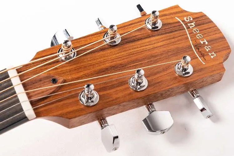 Gear Review: Sheeran by Lowden S02 | Acoustic Guitar
