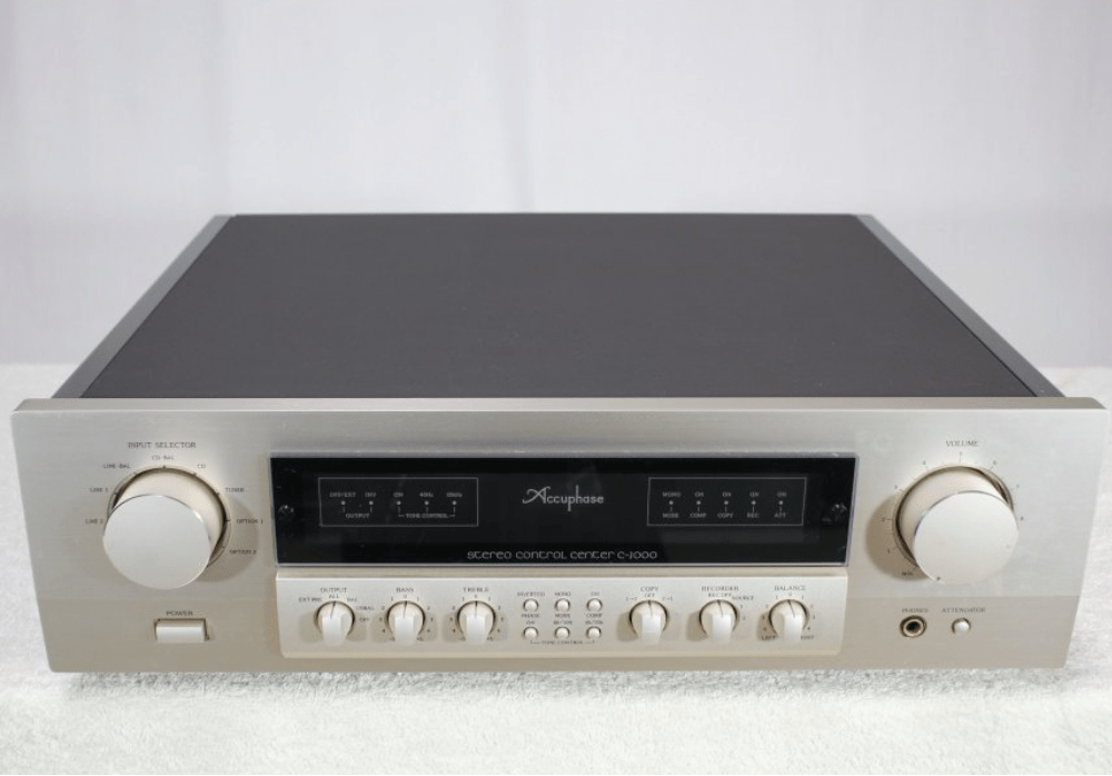 アキュフェーズ C-2000 プリメインアンプ 買取事例 - オーディオ買取屋