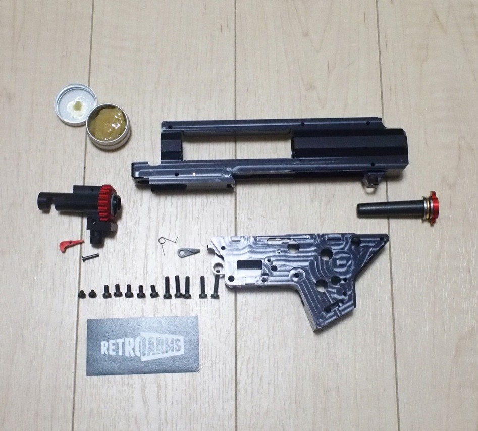 RETRO ARMSの分割式メカボックス、CNC Split gearbox Ver.2を購入