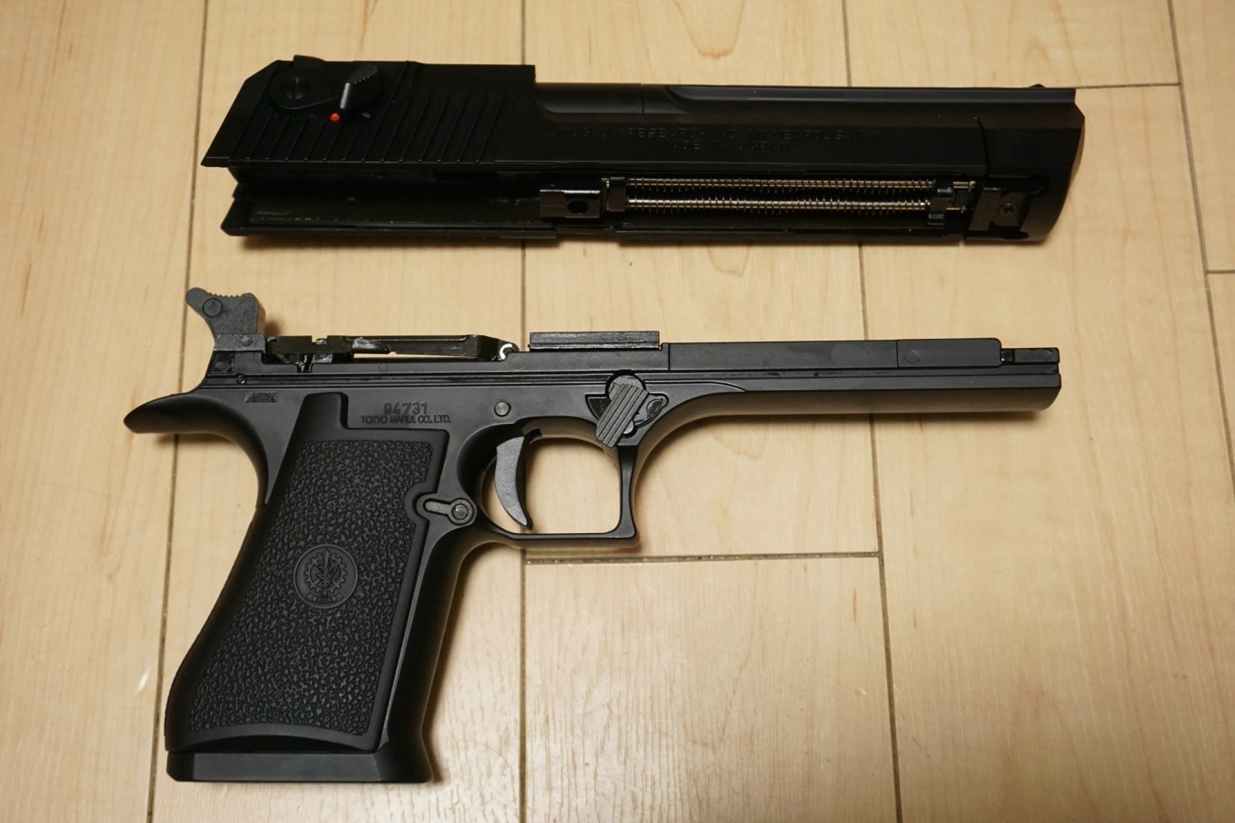 東京マルイ デザートイーグル 50AE ハードキックバージョンを買いまし