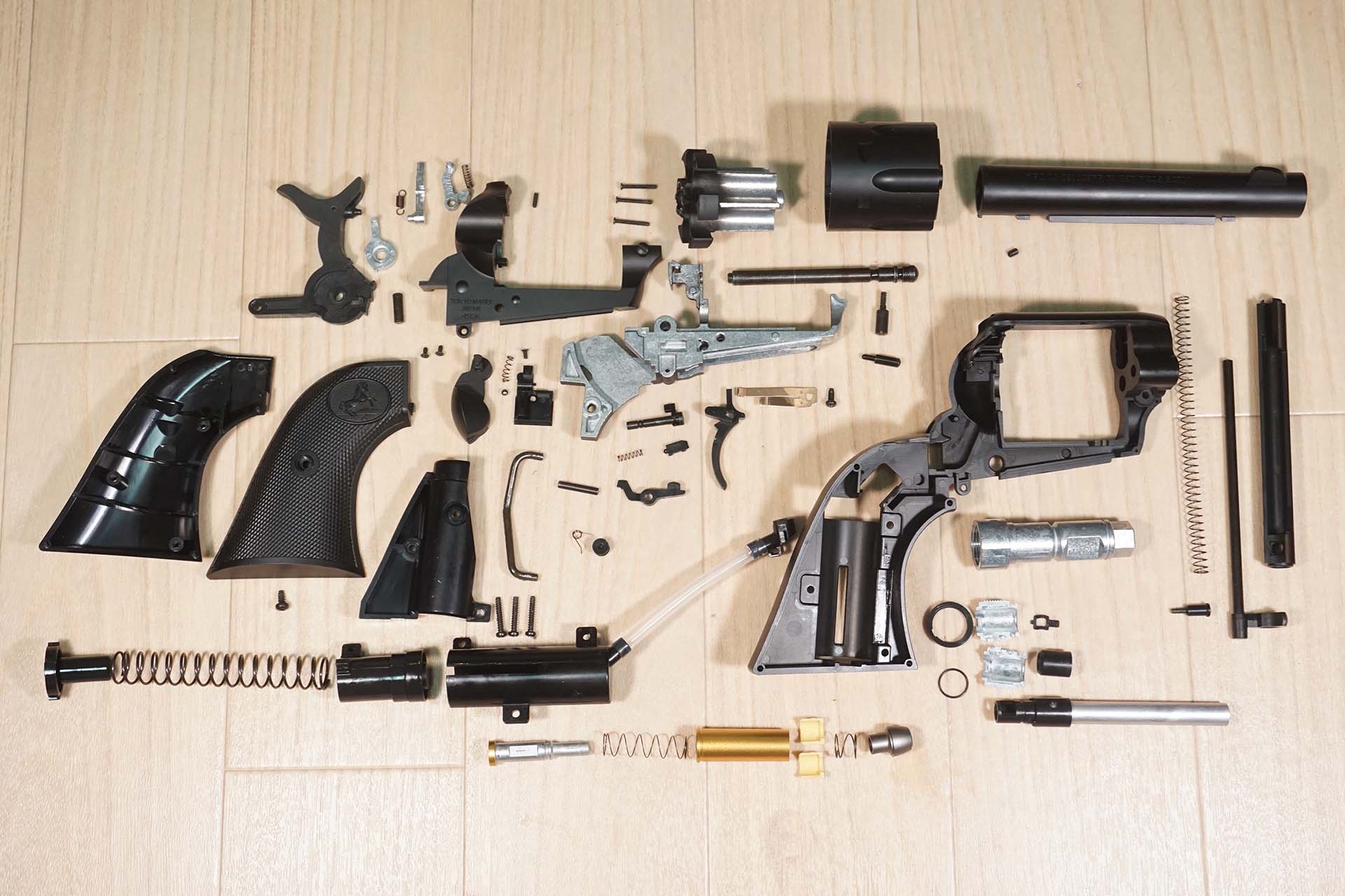 東京マルイ SAA.45 アーティラリーを分解していきます（完全分解