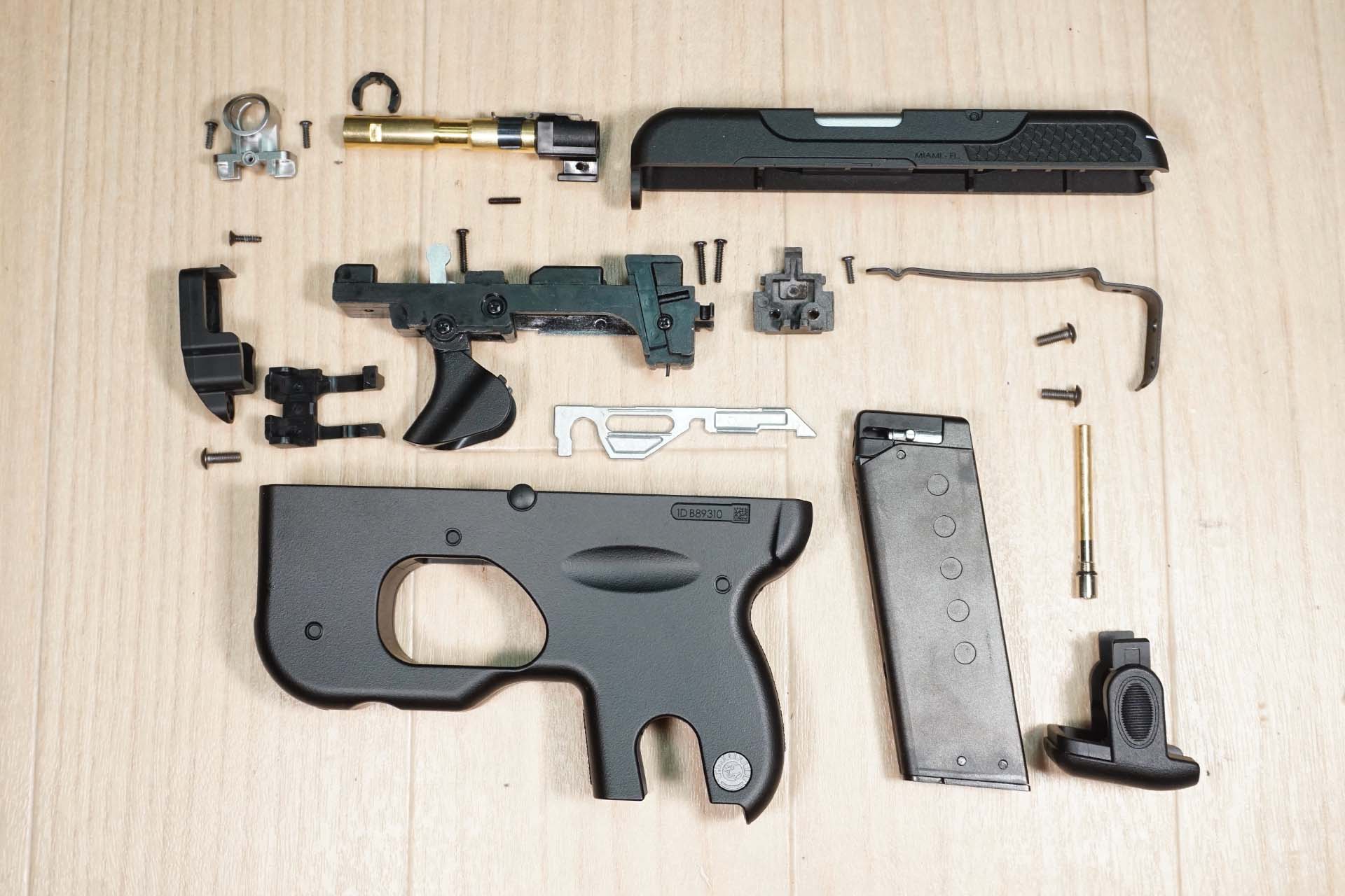 東京マルイ CURVE コンパクトキャリーガスガンの分解レビュー | エボログ