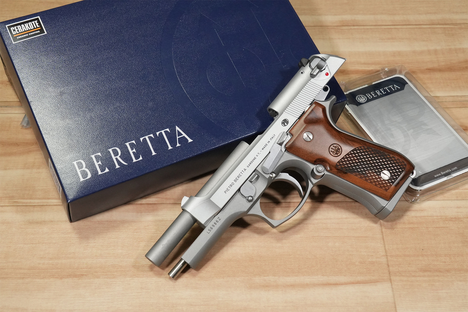 タナカ BERETTA 92FS INOX GHOST セラコート HW EVO2モデルガンと