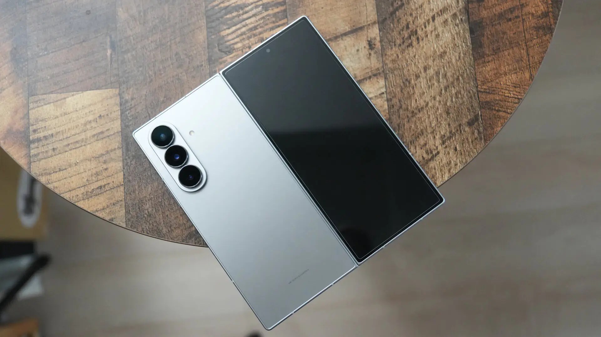 米国でGalaxy Z Fold7の売上好調。ただ日本はむしろ異常 | xPeria lEaker