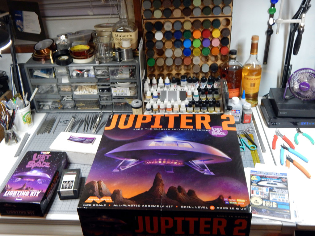 1/35 Jupiter 2 from Lost in Space - Science Fiction - KitMaker Network