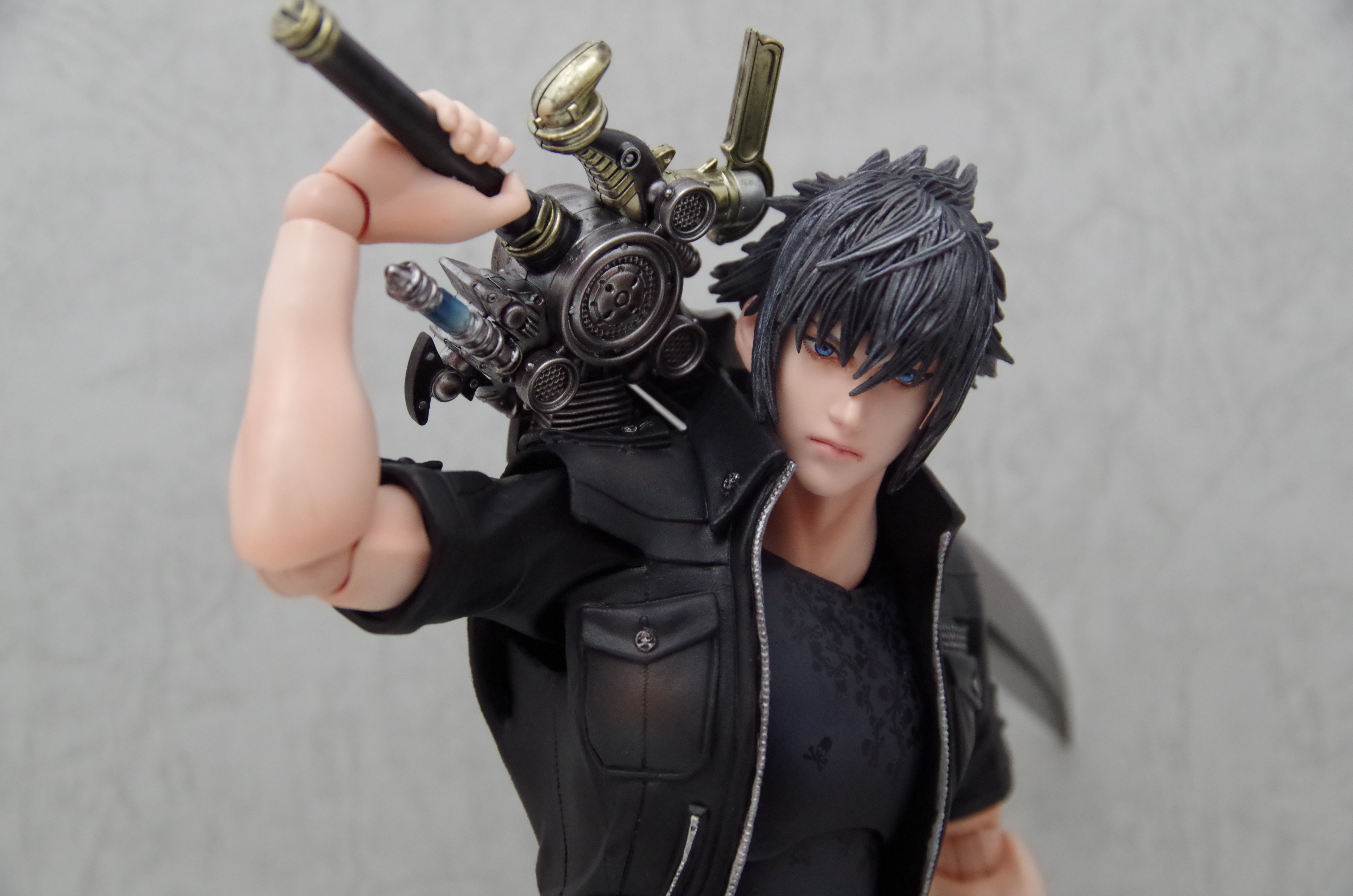 PLAY ARTS改 FINAL FANTASY XV ノクティス | フィギュアレン